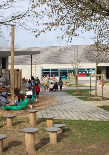 Ma cour passe au vert - Enfants