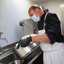 Le restaurant Au vieux Cressely solidaire envers les Gendarmes et les Pompiers