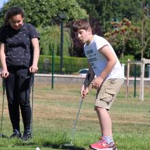 Evadez-vous cet été • Les jeunes de Cap Ados s'initie au golf ! 
