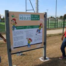 Pose des panneaux sur la Plaine de Chevincourt