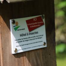 Cartel de l'hôtel à insectes situé dans le Parc Nelson Mandela