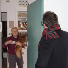Distribution des boîtes de chocolats aux seniors de plus de 70 ans