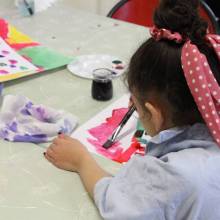 MJC Mérantaise propose un atelier d'art plastique