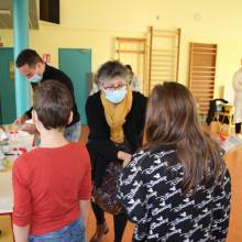 Tests salivaires au Groupe scolaire Saint-Exupéry