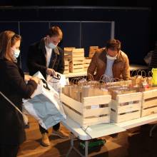 Distribution à domicile des colis gourmands des + 80 ans