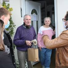 Distribution à domicile des colis gourmands des + 80 ans