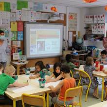 LLiirenval : visite de l’illustratrice Marianne Barcilon à l'école Corot