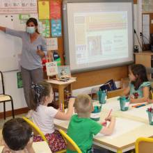 LLiirenval : visite de l’illustratrice Marianne Barcilon à l'école Corot