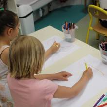 Lirenval : visite de l’illustratrice Marianne Barcilon à l'école Corot