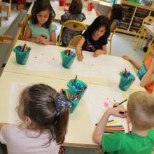 Lirenval : visite de l’illustratrice Marianne Barcilon à l'école Corot