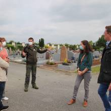 Passage du  jury départemental des trophées yvelinois 2021 sur la thématique des cimetières naturels 