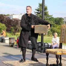 Evadez-vous avec une séance de théâtre en plein air : "Les Fantômes médecins"