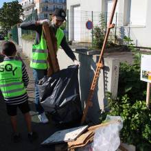 World Clean Up Day à Magny-les-Hameaux : ramassage des déchets