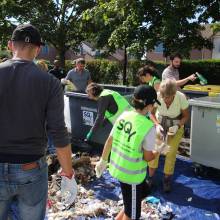 World Clean Up Day à Magny-les-Hameaux : ramassage des déchets