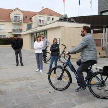 La Ville soutient son commerce de proximité en achetant des VAE pour les agents