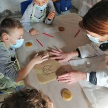 Ateliers « enquête » et « gravure sur cire »