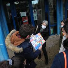 Distribution de chocolats