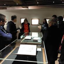 L'équipe municipale découvre l'exposition "Sylvae Sacrae – La forêt des Solitaires"