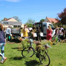 Distribution gratuite de fleurs 