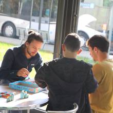 Atelier familles : jeux de hasard, de stratégie ou de logique