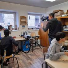 Créations en bois : lampes, pot à crayons, boîte à clefs,...