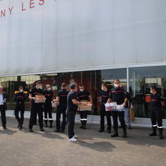 Le restaurant Au vieux Cressely livre le Centre de secours et d'incendie de Magny-les-Hameaux