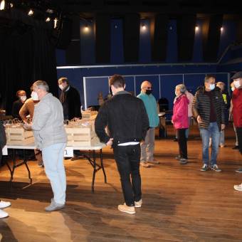 Distribution à domicile des colis gourmands des + 80 ans