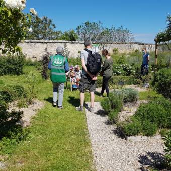Rendez-vous aux jardins avec Les amis du dehors