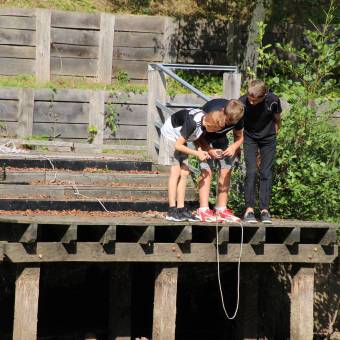  World Clean Up Day à Magny-les-Hameaux : pêche à l'aimant