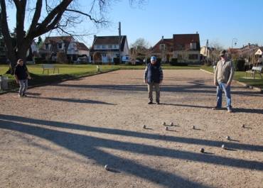 Concours de pétanque