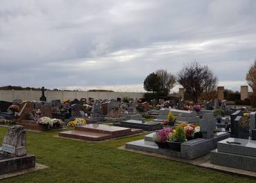 Cimetière sans pesticides